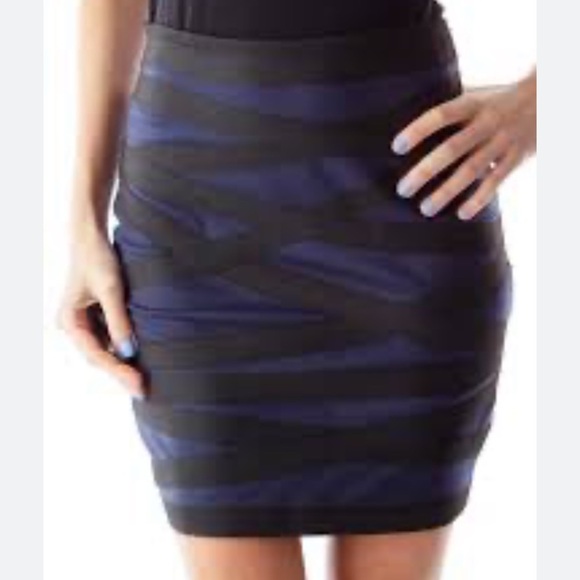 Express size xsmall blue & black bandage skirt - Picture 3 of 7